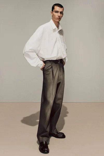 Look 16